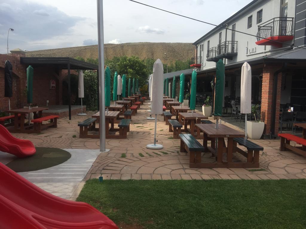 Picanha Grill Guest House & Events Venue Nigel Zewnętrze zdjęcie